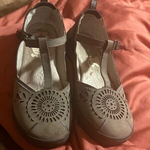 Jambu Brown T-Strap Flats